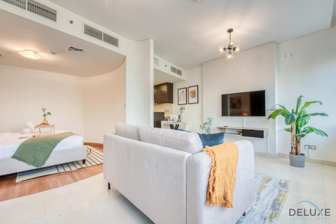 Unbeatable Rate Stylish 1Br With Balcony Near Metro By Deluxe Holiday Homes Dubai Dış mekan fotoğraf