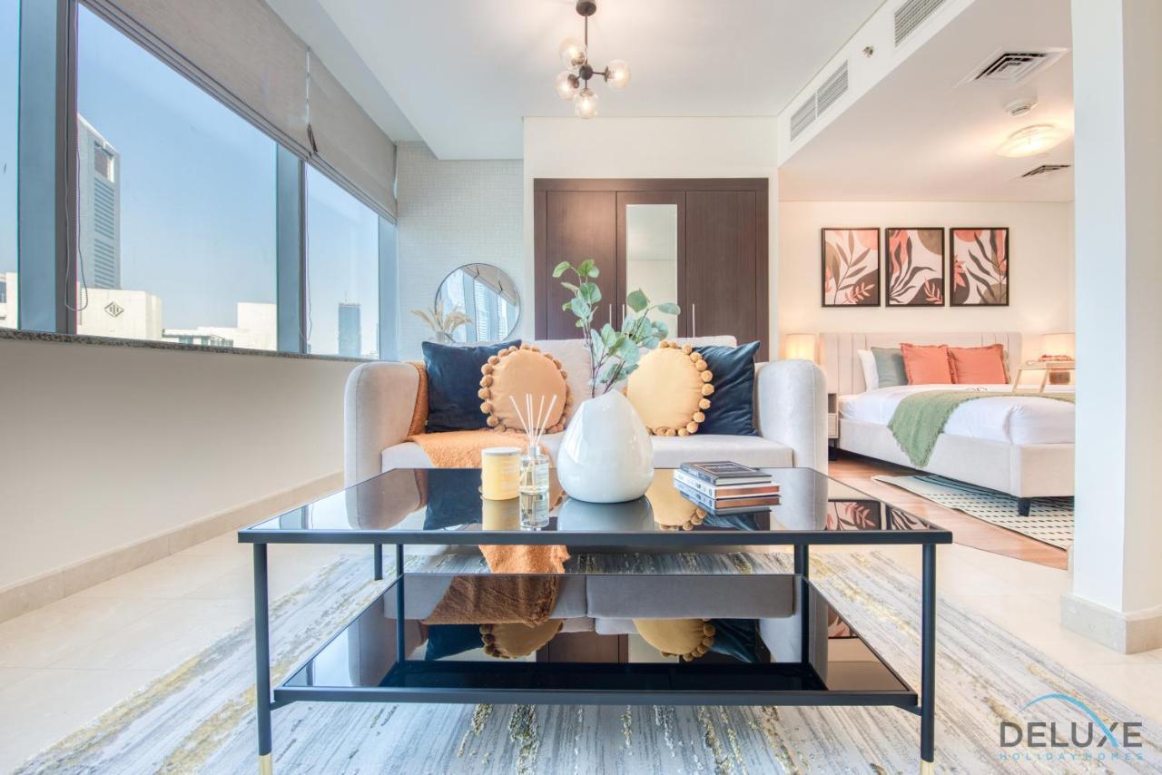 Unbeatable Rate Stylish 1Br With Balcony Near Metro By Deluxe Holiday Homes Dubai Dış mekan fotoğraf