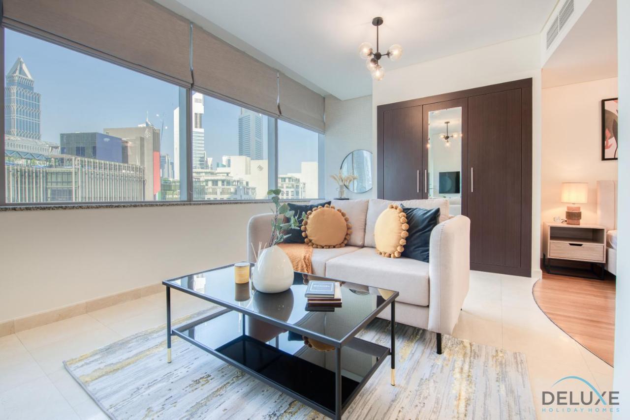 Unbeatable Rate Stylish 1Br With Balcony Near Metro By Deluxe Holiday Homes Dubai Dış mekan fotoğraf