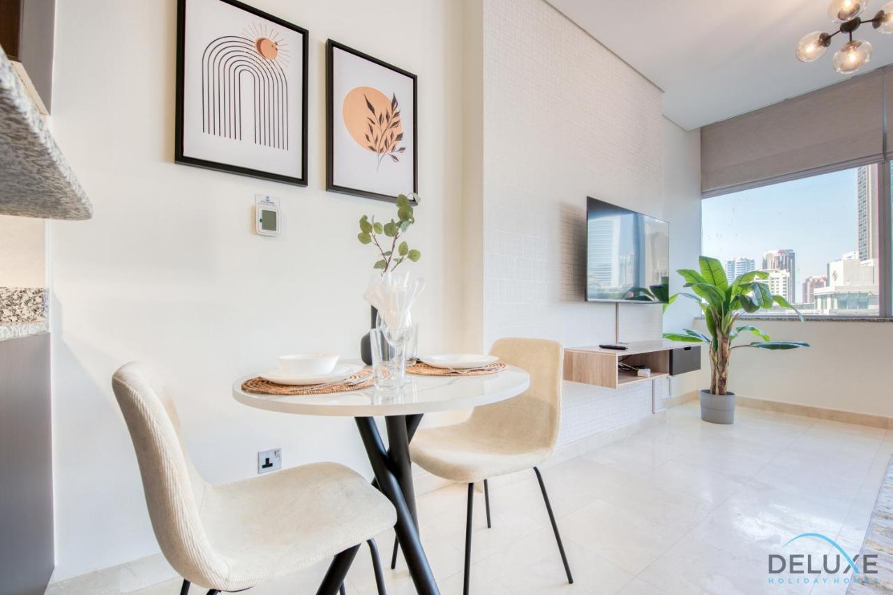 Unbeatable Rate Stylish 1Br With Balcony Near Metro By Deluxe Holiday Homes Dubai Dış mekan fotoğraf